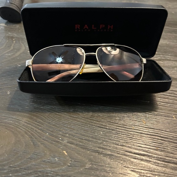 Ralph Lauren Gold Aviator Sunglasses with Brown Lens. Nose guard is missing - Picture 5 of 7